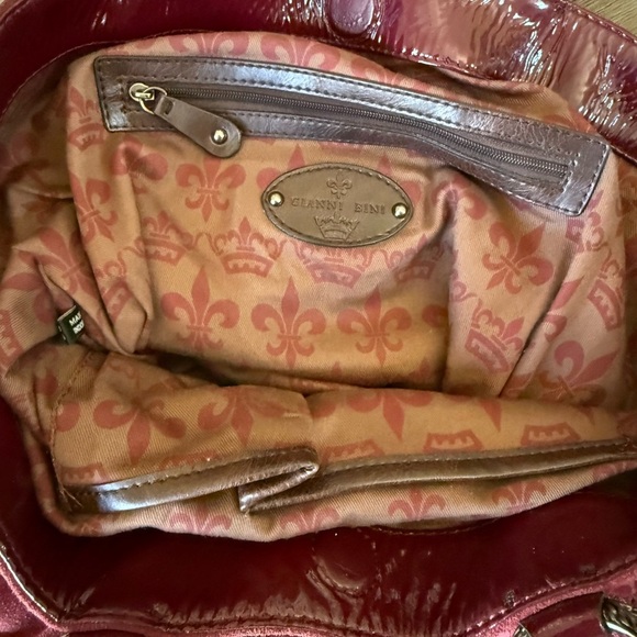 Gianni Bini Burgundy Tote Bag - Picture 6 of 8
